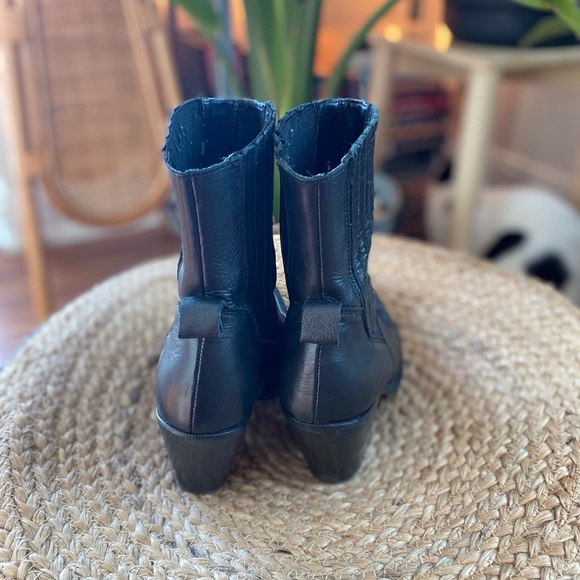 Mango Bootie - Picture 2 of 4